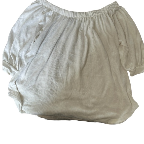 White Off The Shoulder Sleeve Ties - Picture 3 of 4